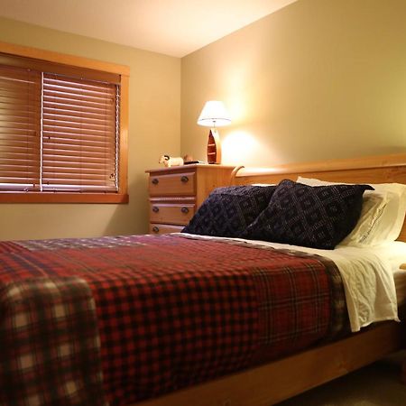 Apartment 405 Bear Creek Crossing Кенмор Екстер'єр фото